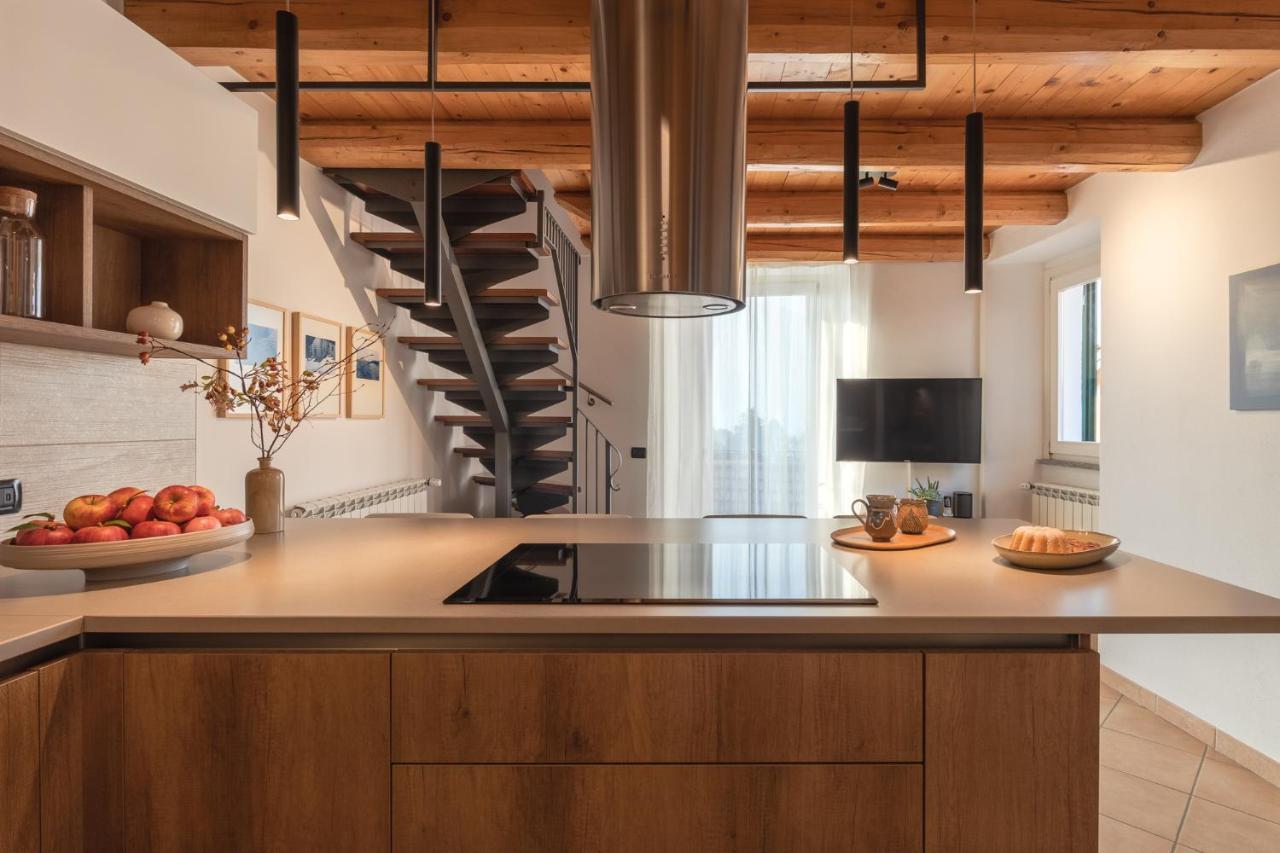 Casa Del Borgo "Aria & Acqua" Sul Lago Maggiore Maccagno Kültér fotó