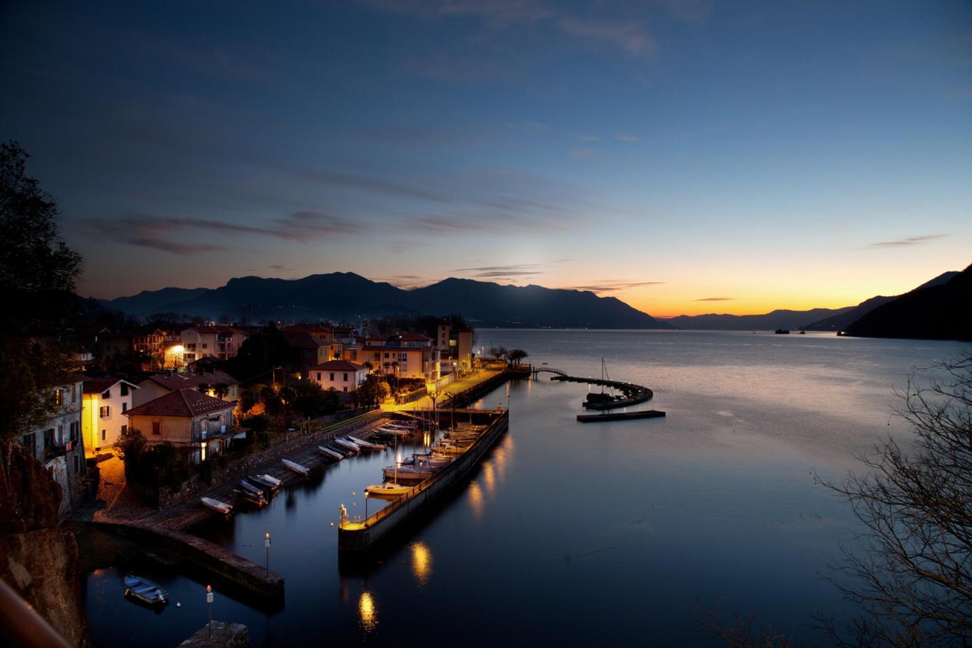 Casa Del Borgo "Aria & Acqua" Sul Lago Maggiore Maccagno Kültér fotó